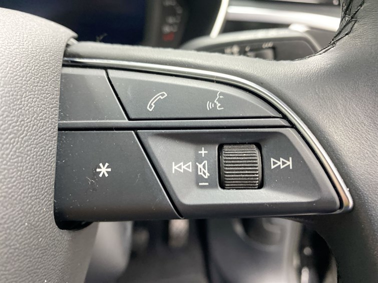 Used Audi Q3 2023 for sale - 77210636: Photo 41