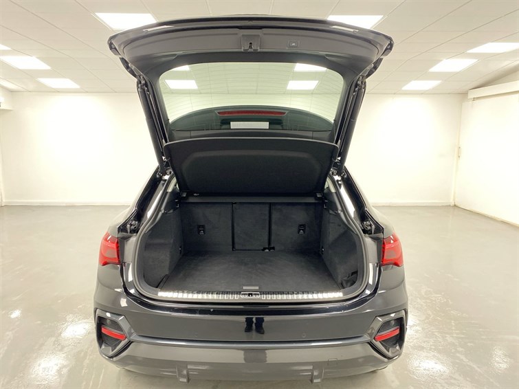 Used Audi Q3 2023 for sale - 77210636: Photo 60