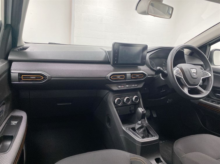 Used Dacia Sandero Stepway 2022 for sale - 77210512: Photo 2