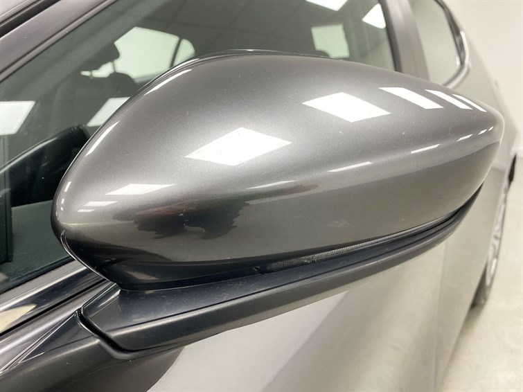 Used Mazda Mazda3 for sale - 77926740: Photo 25