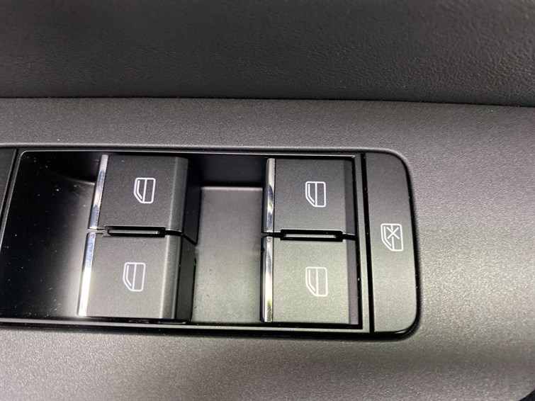 Used Mazda CX-60 2025 for sale - 77210524: Photo 33