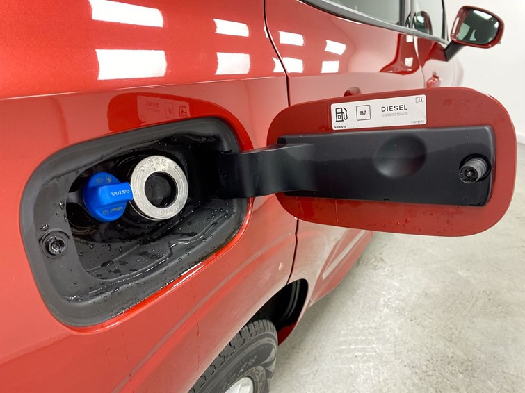 Used Volvo XC60 2018 for sale - 77770473: Photo 28