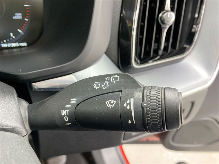 Used Volvo XC60 2018 for sale - 77770473: Photo 42