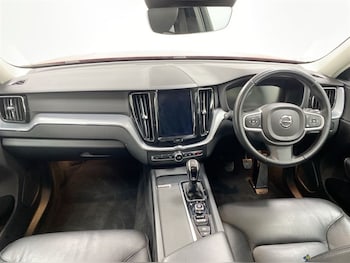 Used Volvo XC60 2018 for sale - 77770473: Photo