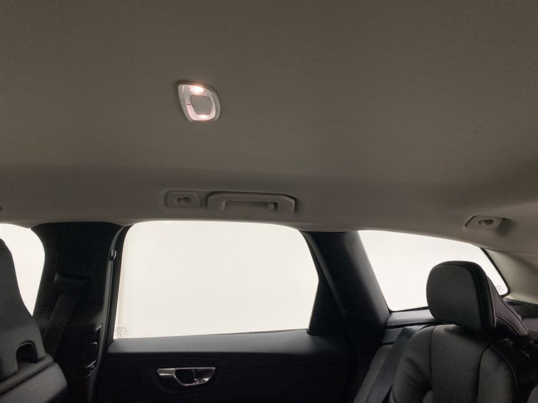 Used Volvo XC60 2018 for sale - 77770473: Photo 59