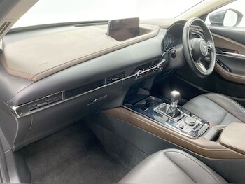 Used Mazda CX-30 2024 for sale - 77210444: Photo