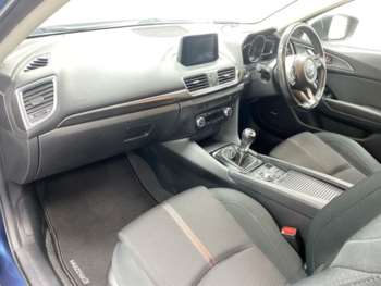 Used Mazda Mazda3 2018 for sale - 75073141: Photo
