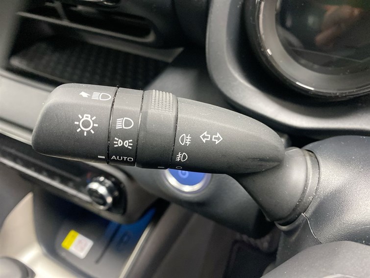 Used Mazda Mazda2 HYBRID 2022 for sale - 77210441: Photo 39