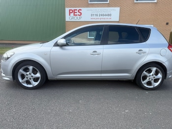 Used Kia Ceed 2011 for sale - 75535959: Photo