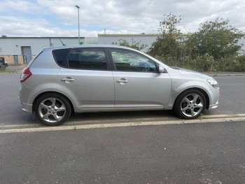 Used Kia Ceed 2011 for sale - 75535959: Photo