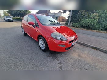 Used Fiat Punto 2013 for sale - 75673274: Photo