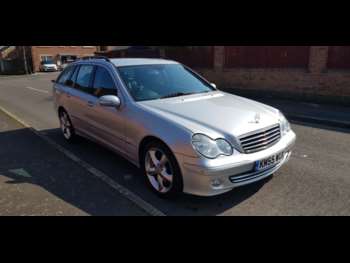 Used Mercedes-Benz C-Class 2005 for sale - 74211137: Photo