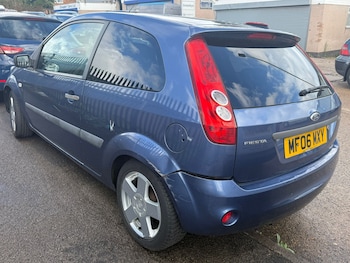 Used Ford Fiesta 2006 for sale - 75802369: Photo