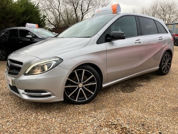 Used Mercedes-Benz B Class 2013 for sale - 76953975: Photo