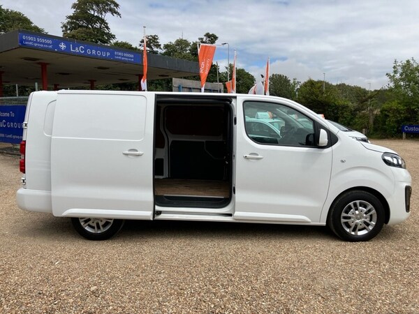 Used Vauxhall Vivaro 2021 for sale - 74517200: Photo 9