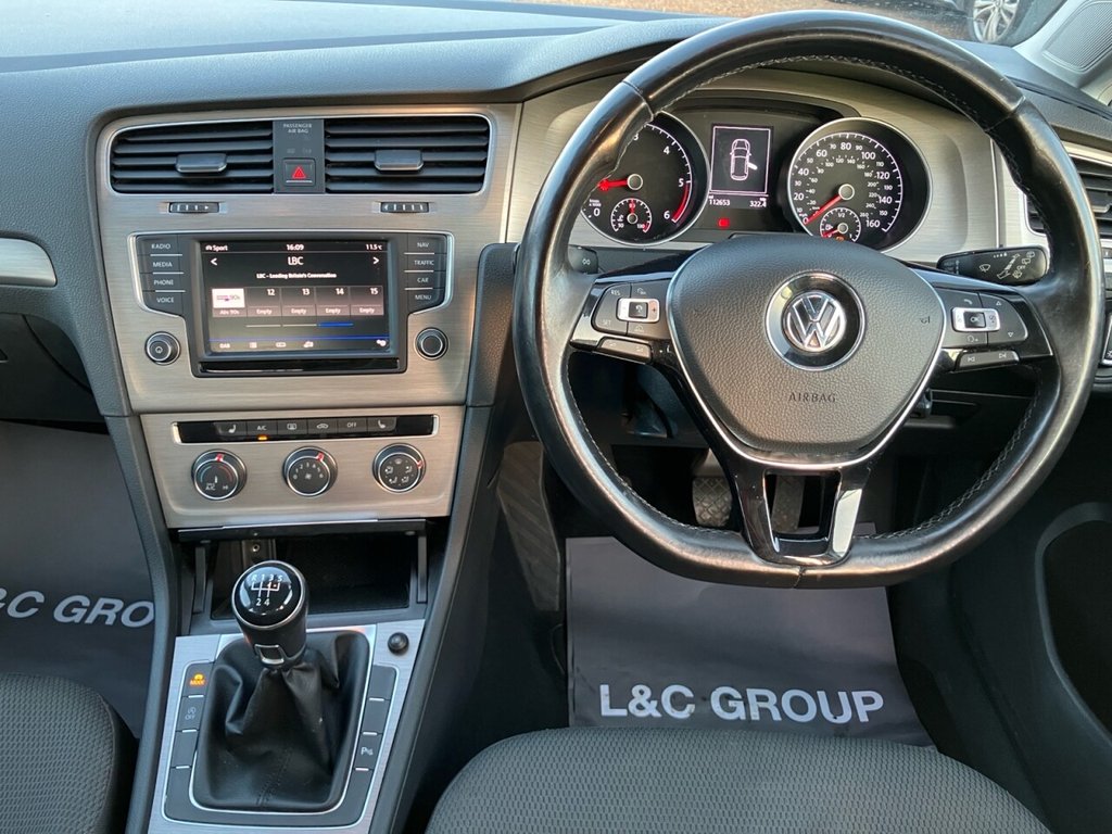 Used Volkswagen Golf 2017 for sale - 76953973: Photo 21