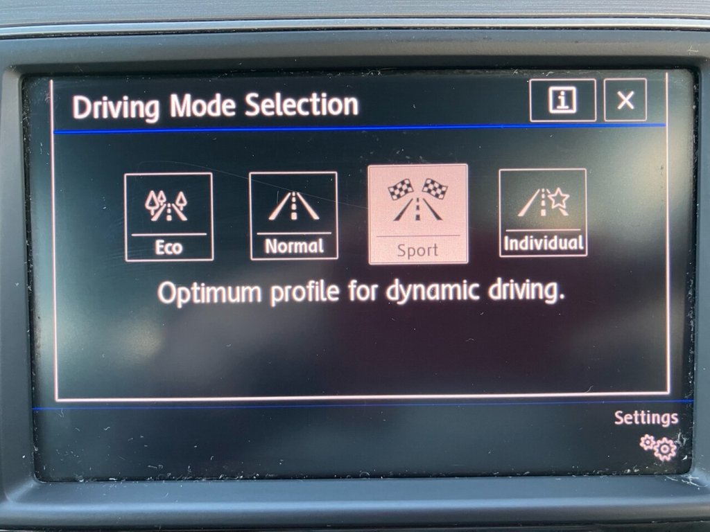 Used Volkswagen Golf 2017 for sale - 76953973: Photo 27