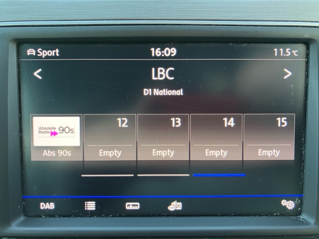 Used Volkswagen Golf 2017 for sale - 76953973: Photo 28