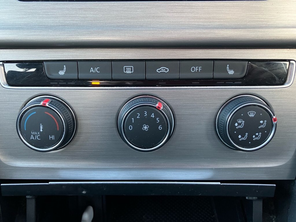 Used Volkswagen Golf 2017 for sale - 76953973: Photo 29