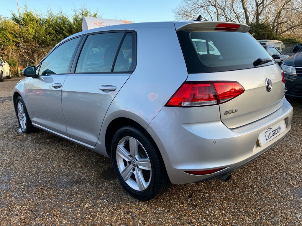 Used Volkswagen Golf 2017 for sale - 76953973: Photo 7