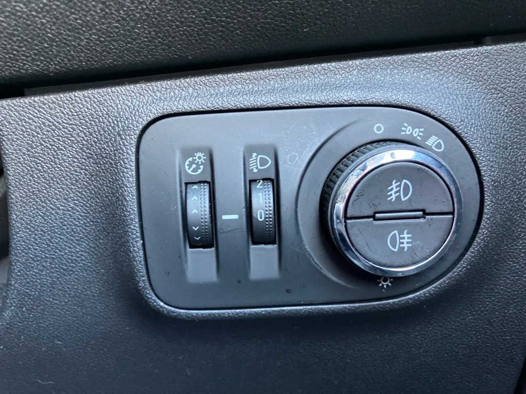 Used Vauxhall Corsa 2016 for sale - 77177955: Photo 30