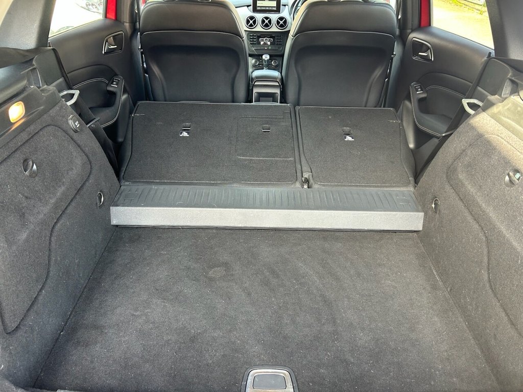 Used Mercedes-Benz B Class 2013 for sale - 77891136: Photo 18