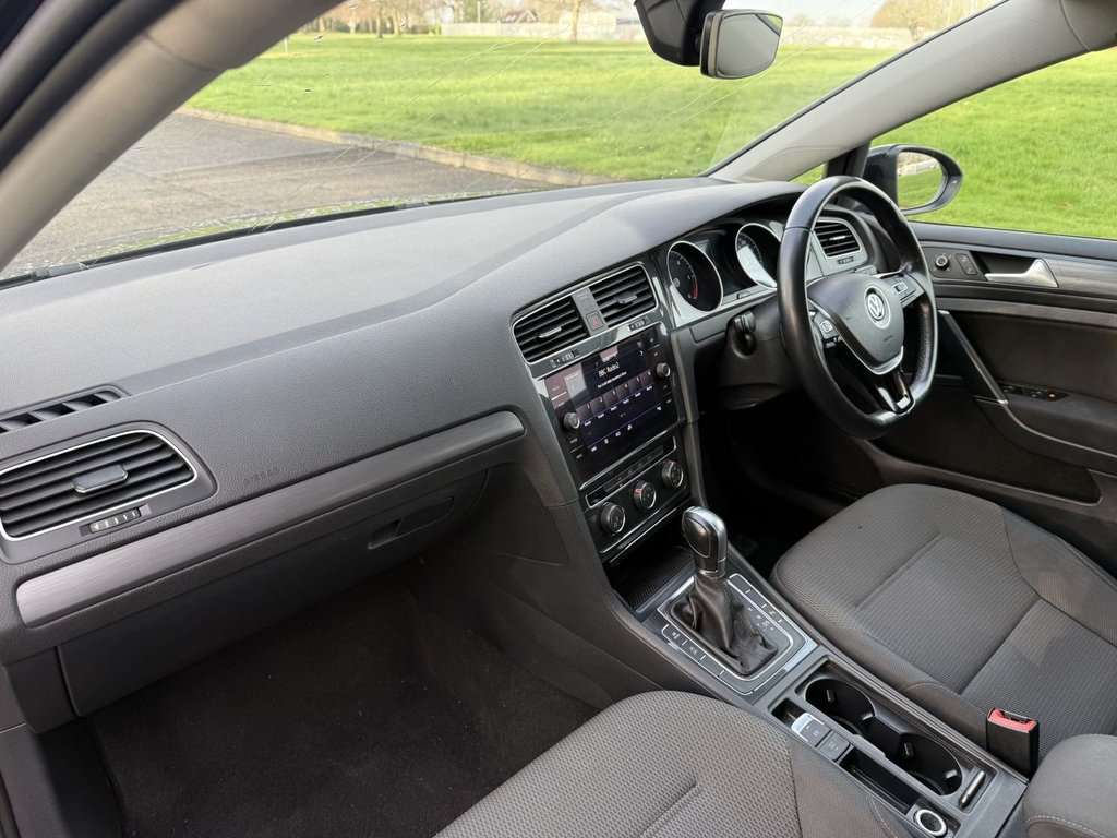 Used Volkswagen Golf 2019 for sale - 77673546: Photo 3