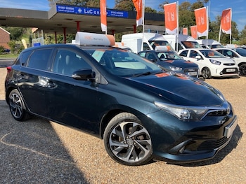 Toyota - Auris