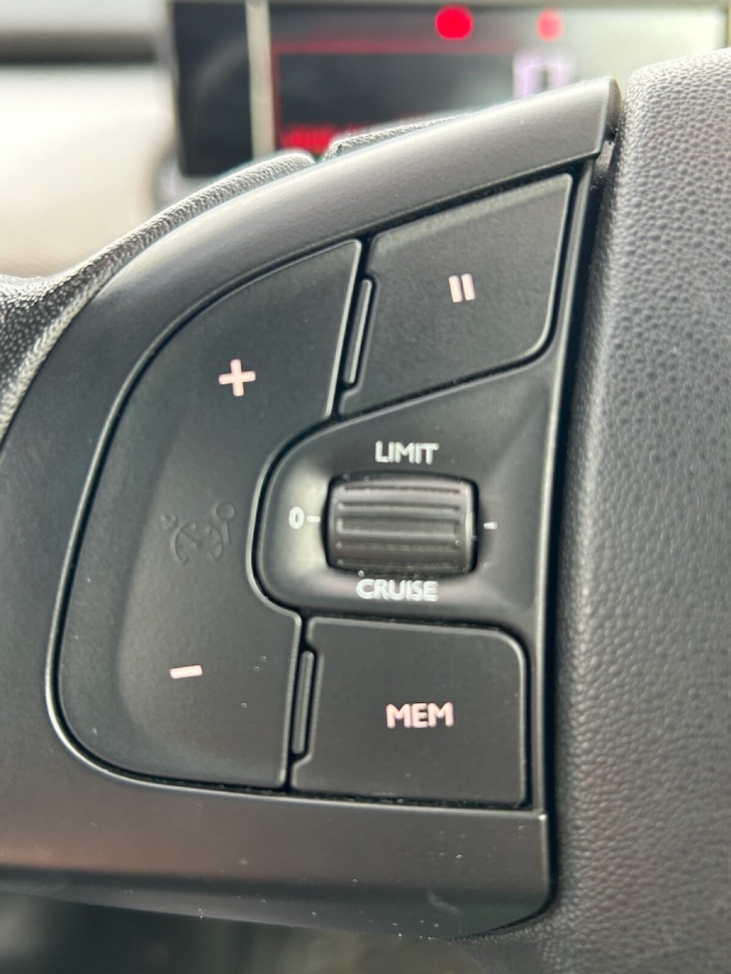 Used Citroen C4 Cactus 2015 for sale - 77919962: Photo 21