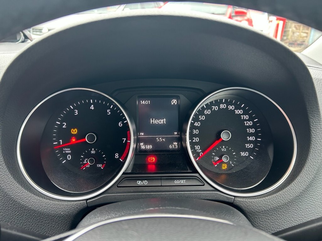 Used Volkswagen Polo 2014 for sale - 77890896: Photo 23