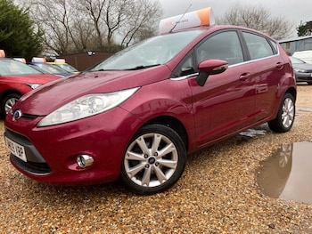 2009 (09) - 1.25 Zetec Hatchback 5dr Petrol Manual (133 g/km, 81 bhp)