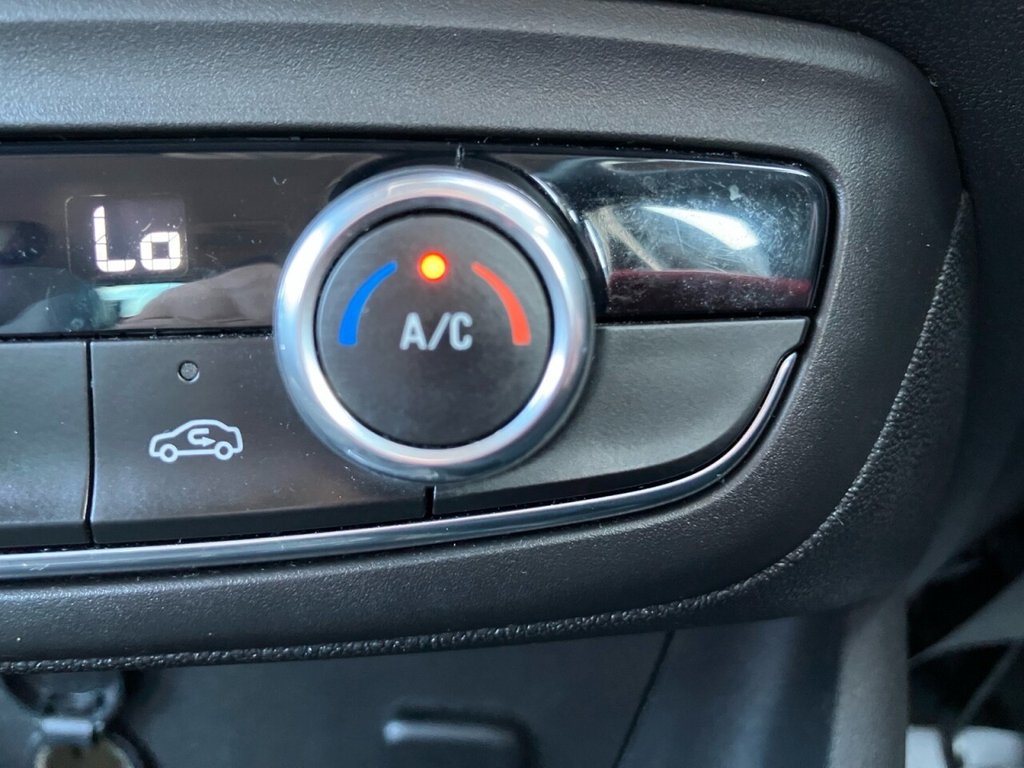 Used Vauxhall Crossland X 2018 for sale - 76019292: Photo 27