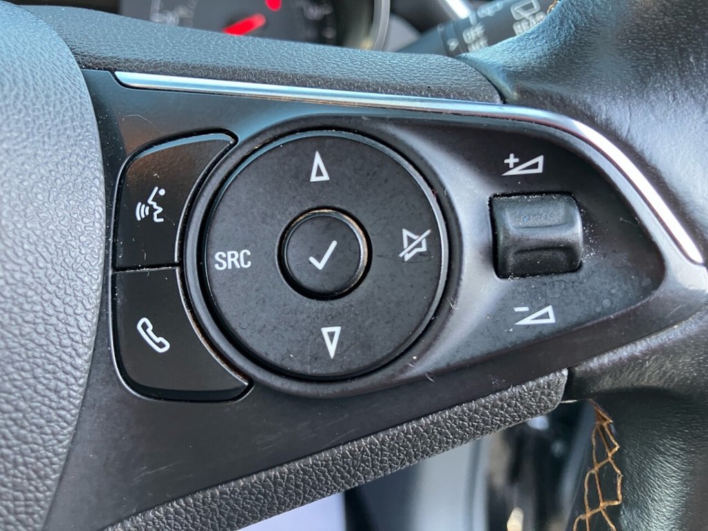 Used Vauxhall Crossland X 2018 for sale - 76019292: Photo 32