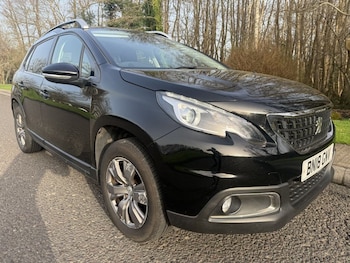 Used Peugeot 2008 2018 for sale - 77792096: Photo