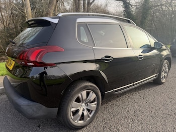 Used Peugeot 2008 2018 for sale - 77792096: Photo