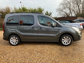 Used Peugeot Partner Tepee 2015 for sale - 77534177: Photo