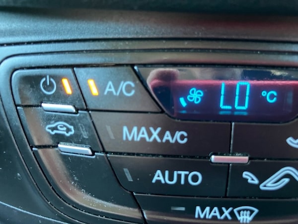 Used Ford B-MAX 2014 for sale - 76235524: Photo 26