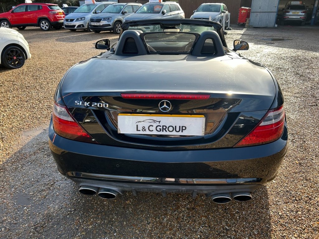 Used Mercedes-Benz SLK 2014 for sale - 76654636: Photo 15