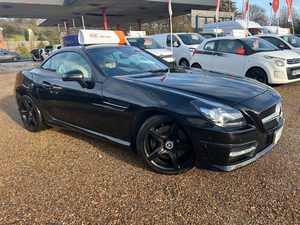Used Mercedes-Benz SLK 2014 for sale - 76654636: Photo 2