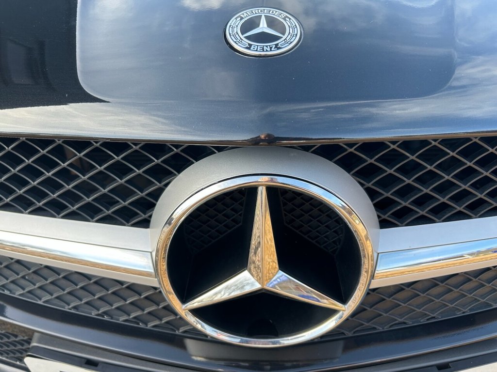 Used Mercedes-Benz SLK 2014 for sale - 76654636: Photo 36