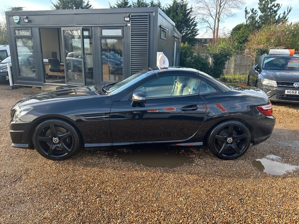 Used Mercedes-Benz SLK 2014 for sale - 76654636: Photo 7