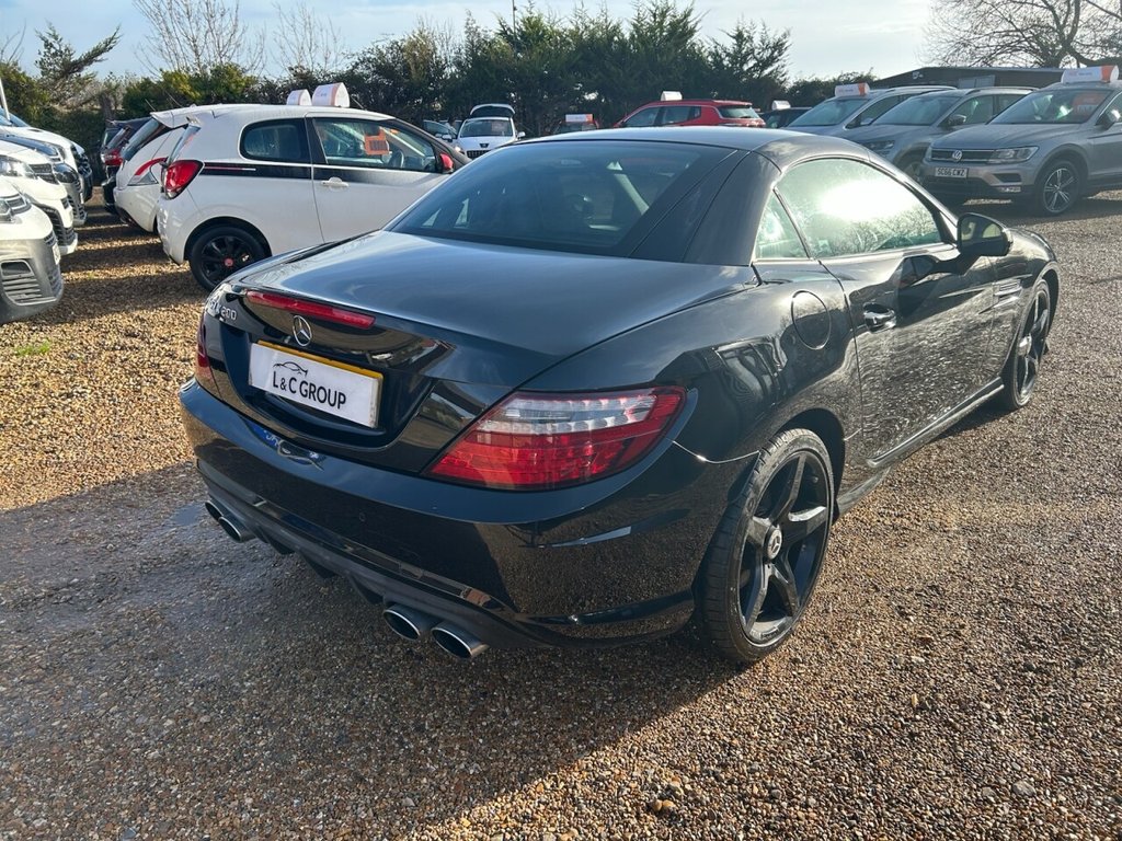 Used Mercedes-Benz SLK 2014 for sale - 76654636: Photo 9