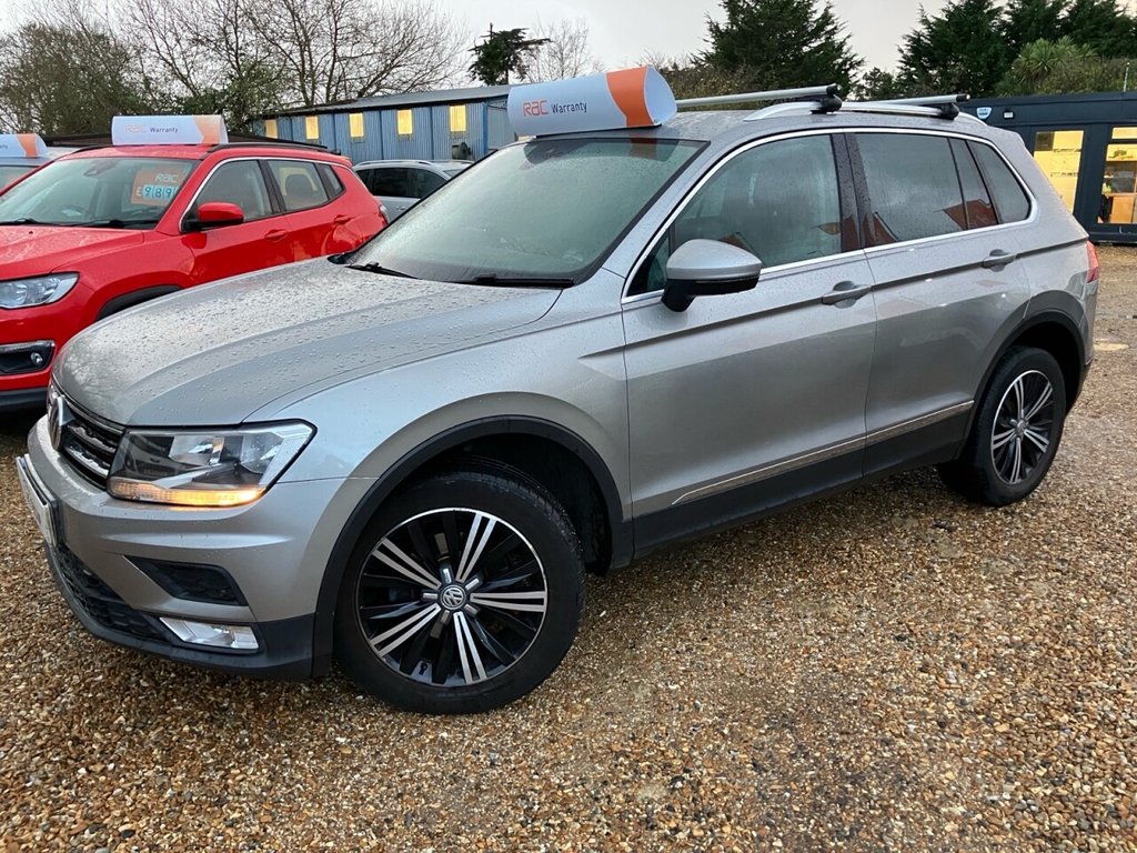 Used Volkswagen Tiguan 2016 for sale - 76535954: Photo 1