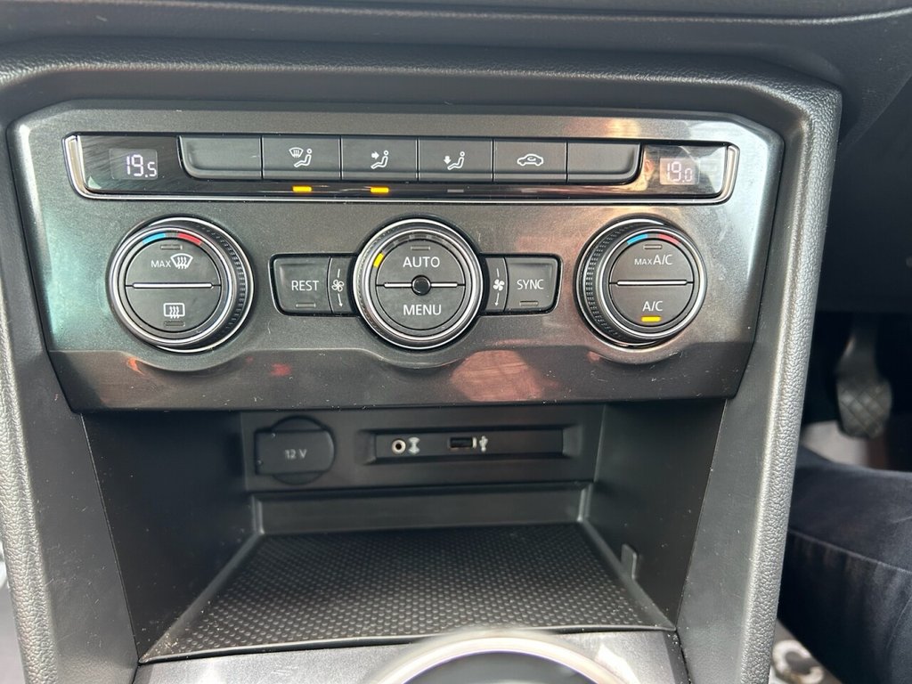 Used Volkswagen Tiguan 2016 for sale - 76535954: Photo 25