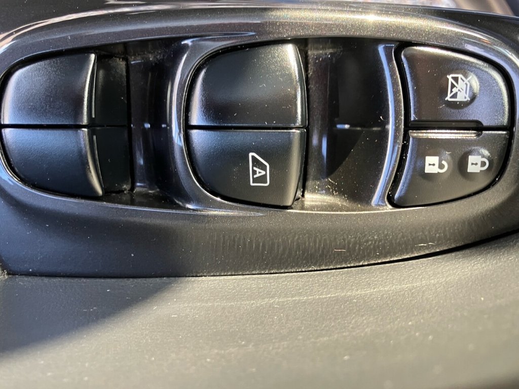 Used Nissan Juke 2016 for sale - 76396433: Photo 28