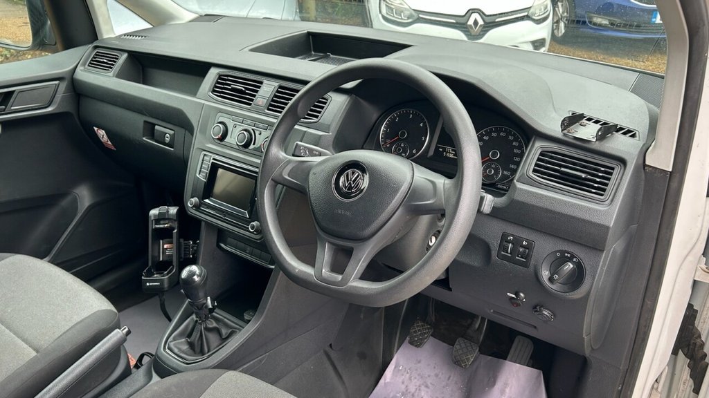 Used Volkswagen Caddy Maxi 2017 for sale - 77457496: Photo 16