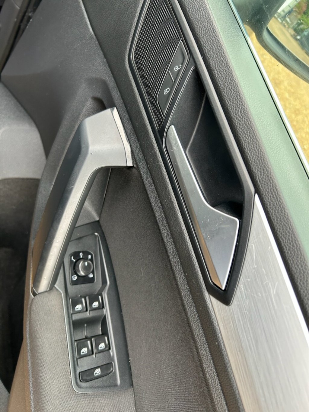 Used Volkswagen Tiguan 2018 for sale - 76535911: Photo 27