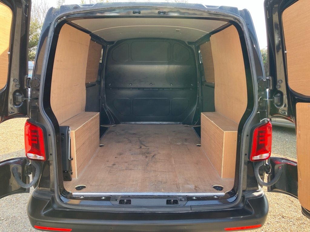 Used Volkswagen Transporter 2020 for sale - 77995319: Photo 11