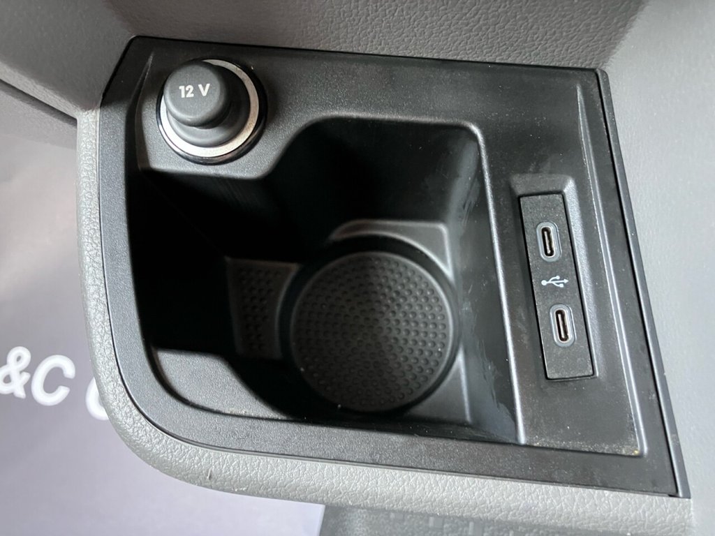 Used Volkswagen Transporter 2020 for sale - 77995319: Photo 31