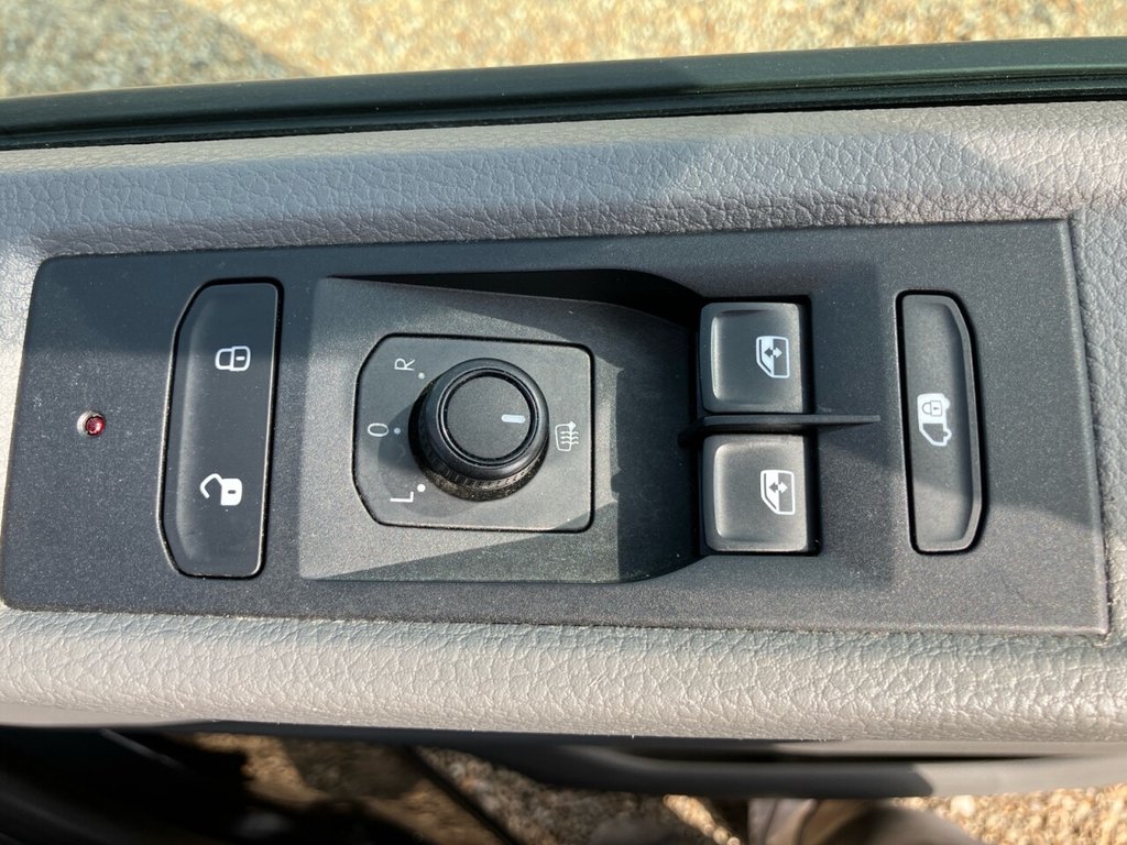 Used Volkswagen Transporter 2020 for sale - 77995319: Photo 38